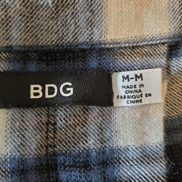 BDG Open Tie Front Plaid Flannel - Picture 5 of 6